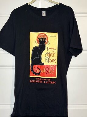 Black "Tournée du Chat Noir" Cat Graphic T-Shirt-XL